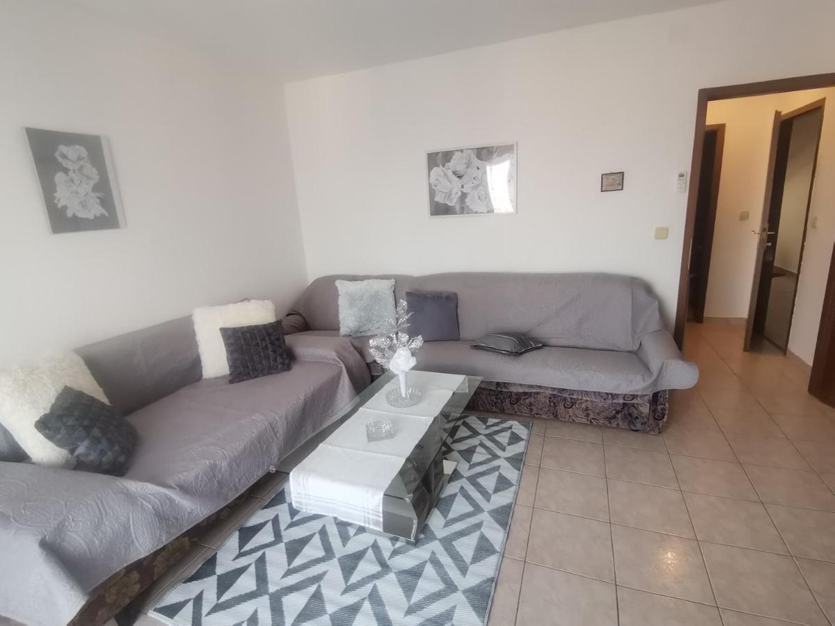 Appartement Petrica *